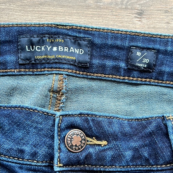 EUC Lucky Brand Lolita skinny jeans sz 10/30 - Picture 3 of 6